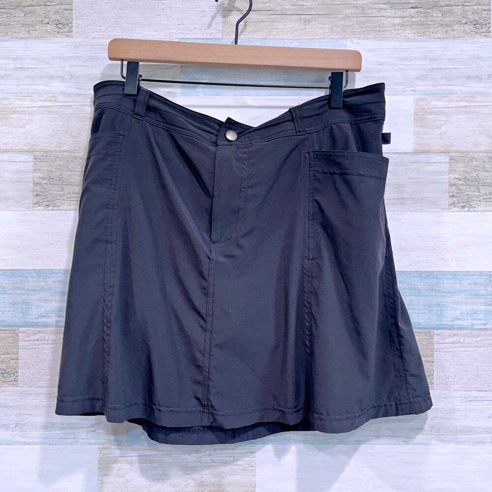 LL Bean Comfort Trail Skort Black Mid Rise Activewear Hiking UPF 50 Womens 16